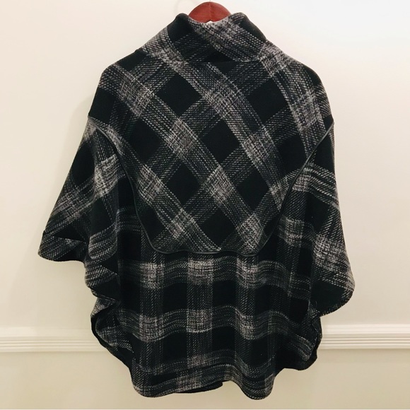 Smartwool Aspen Grove Plaid Poncho Jacket XL gray merino wool black - Picture 3 of 16